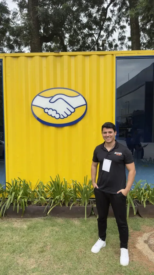 Natan em visita à sede do Mercado Livre